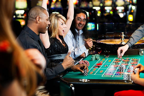 168 slot mobile app interface showing sportsbook and casino options