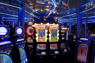 168 slot featured game showcase