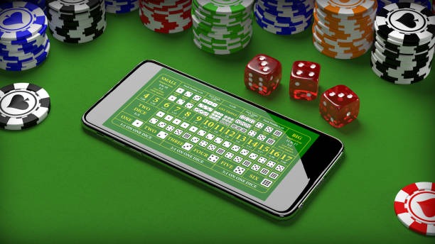 168 slot live-dealer table with professional croupier